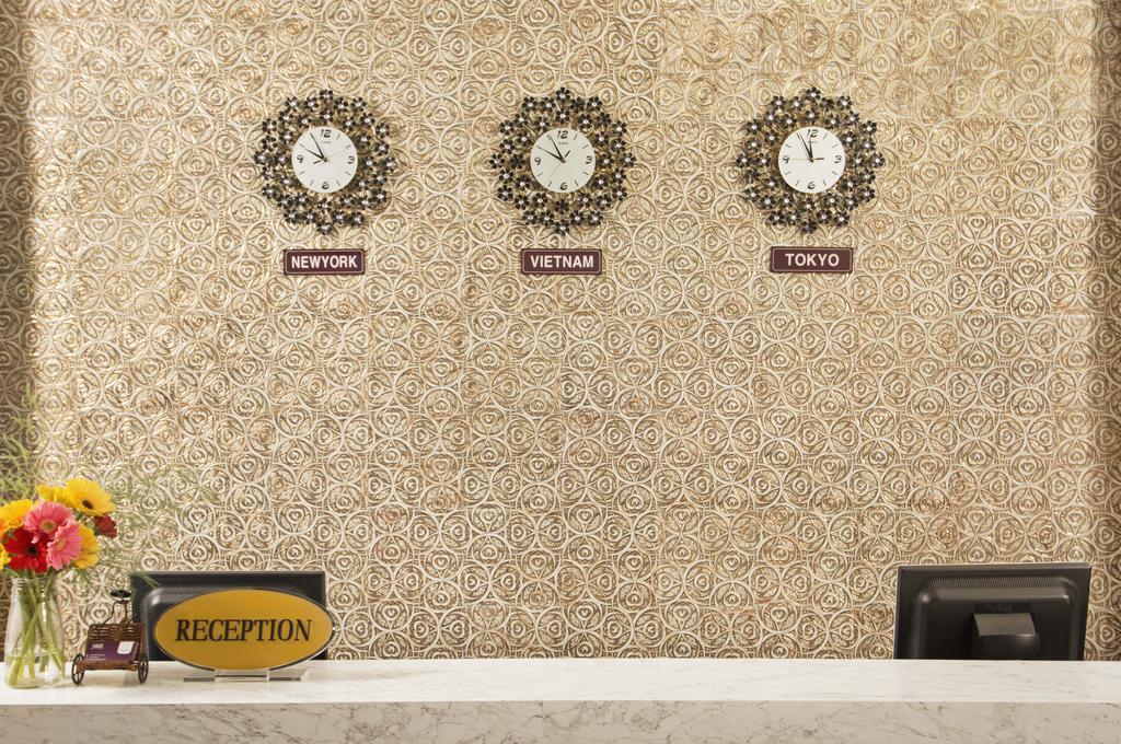 Saga Hotel Хошимин Екстериор снимка