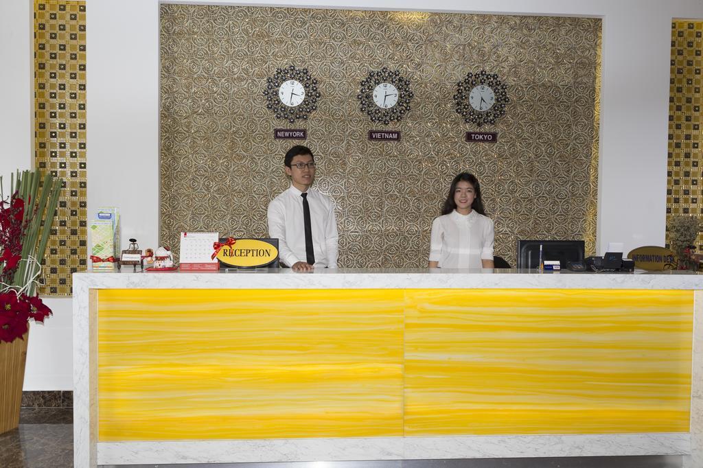 Saga Hotel Хошимин Екстериор снимка