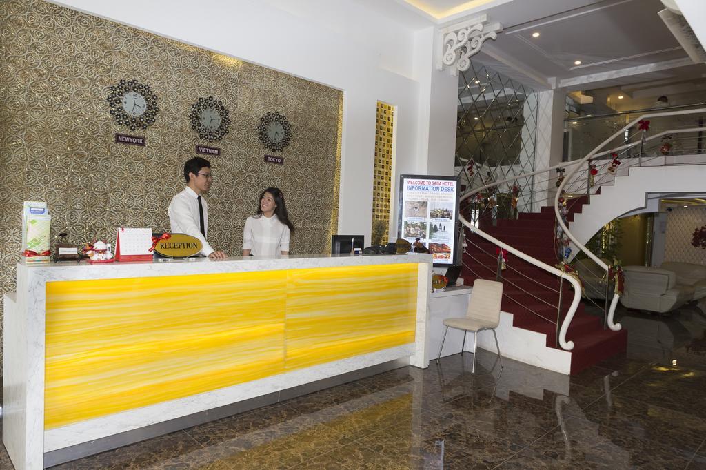 Saga Hotel Хошимин Екстериор снимка