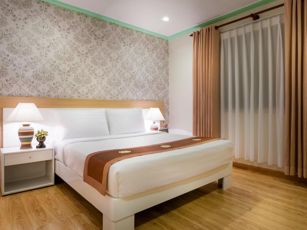 Saga Hotel Хошимин Екстериор снимка